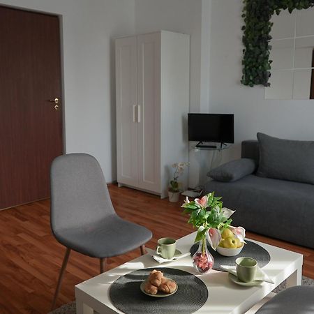 Victoria Avenue Apartments บูคาเรสต์ ภายนอก รูปภาพ